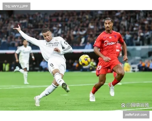 皇马积分榜落后巴萨4分，少赛一场仍存争冠悬念